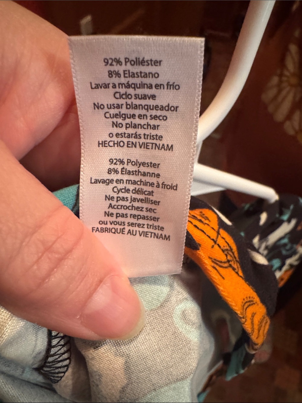 LuLaRoe Girl’s Disney Aladdin Shirt Size 8 - Picture 9 of 9